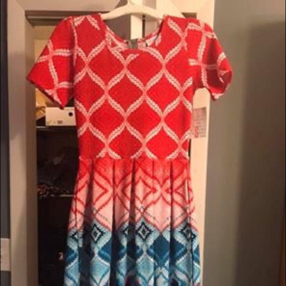Lularoe Amelia dress - size small